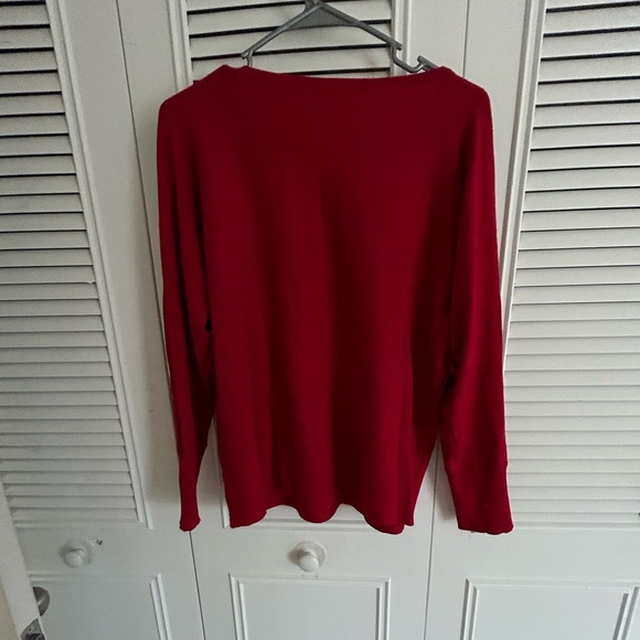Cable and Gauge Red Side Slit Sweater with pearls Size M - Picture 2 of 3